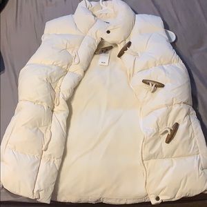 Gap vest